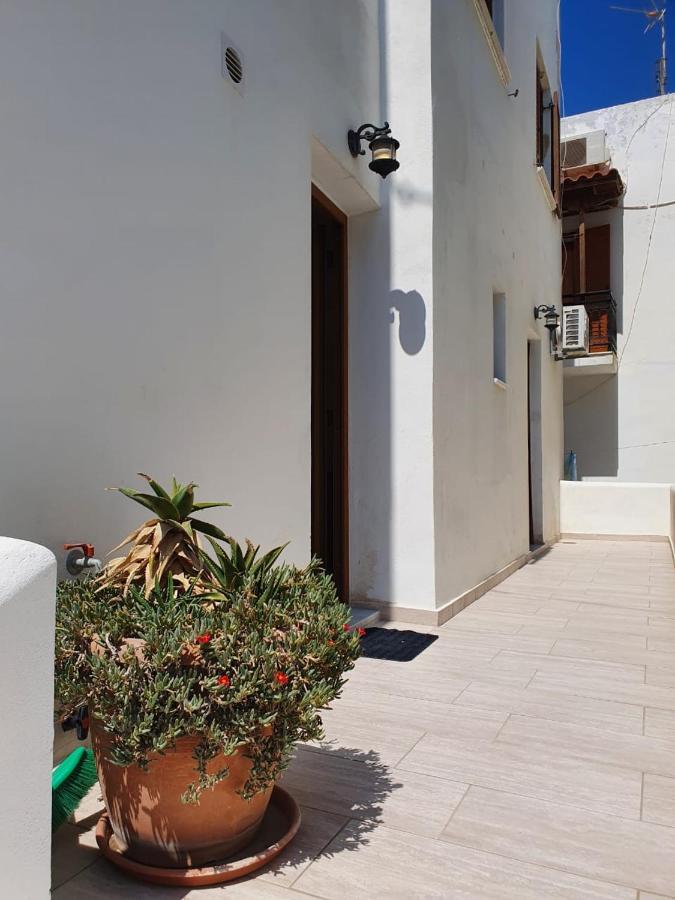 Mevi Apartments Naxos City Esterno foto